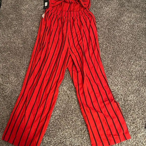 Jumpsuit - Picture 2 of 3